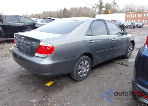 2005 Toyota Camry Le z USA, uszkodzony, nr VIN 4T1BE32K95U564462